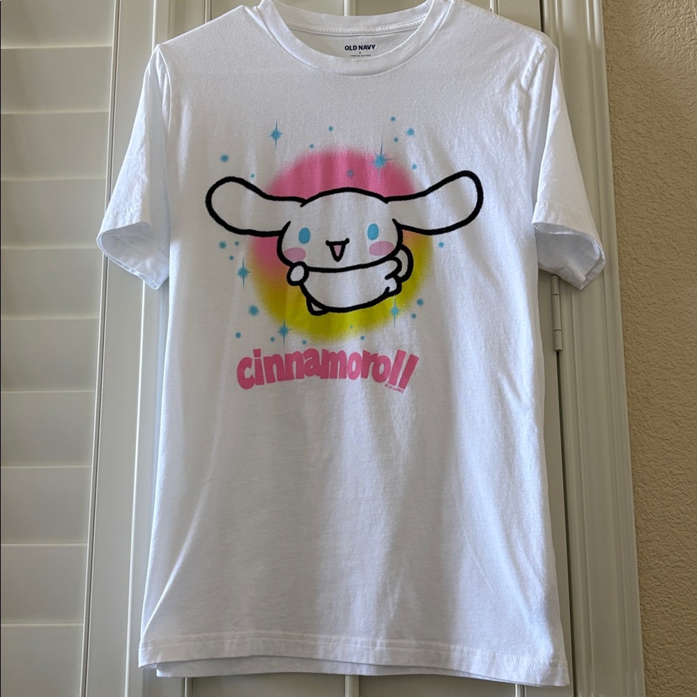 Old Navy | Cinnamoroll Tee